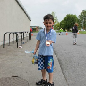 splash dash kids with medal and goodie bag